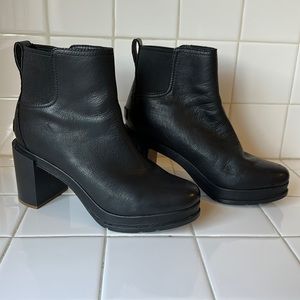 SOREL Waterproof Chelsea Boot Leather Black Rain Snow Boot 9.5 Women’s